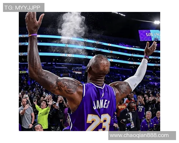 詹姆斯连续5场上演三双表现,领导湖人击败太阳 詹姆斯连续5场上演三双表现,领导湖人击败太阳